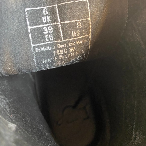 NEW Dr. Marten's 1460 Patent Leather Crocodile Print Boots 8 - Picture 4 of 5